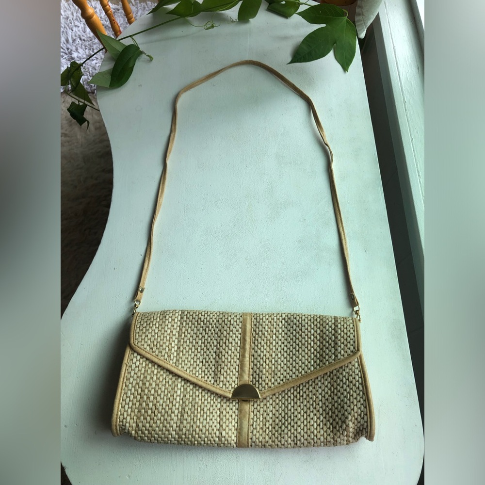 Raffia thrifted (possibly vintage) purse - new listing for raffia purse party!